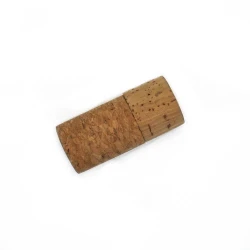 USB-Флешка на 8Gb в виде пробки с логотипом